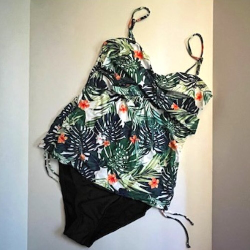 *NWT Tropical Monstera Leaf 2pc Tankini - Size 14/XL